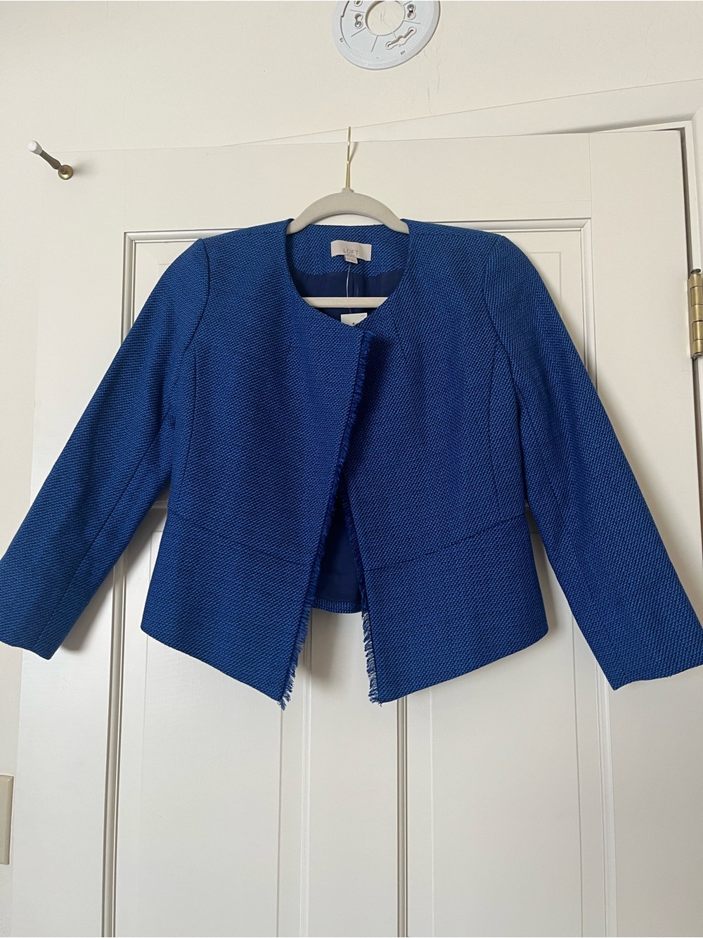 NWT Ann Taylor LOFT Womens Tweed Jacket Blazer Size 00 Petites Royal Blue Fringe